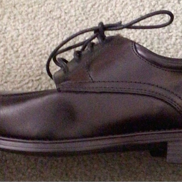 Johnston & Murphy Black Men’s Dress Shoes - Picture 2 of 13
